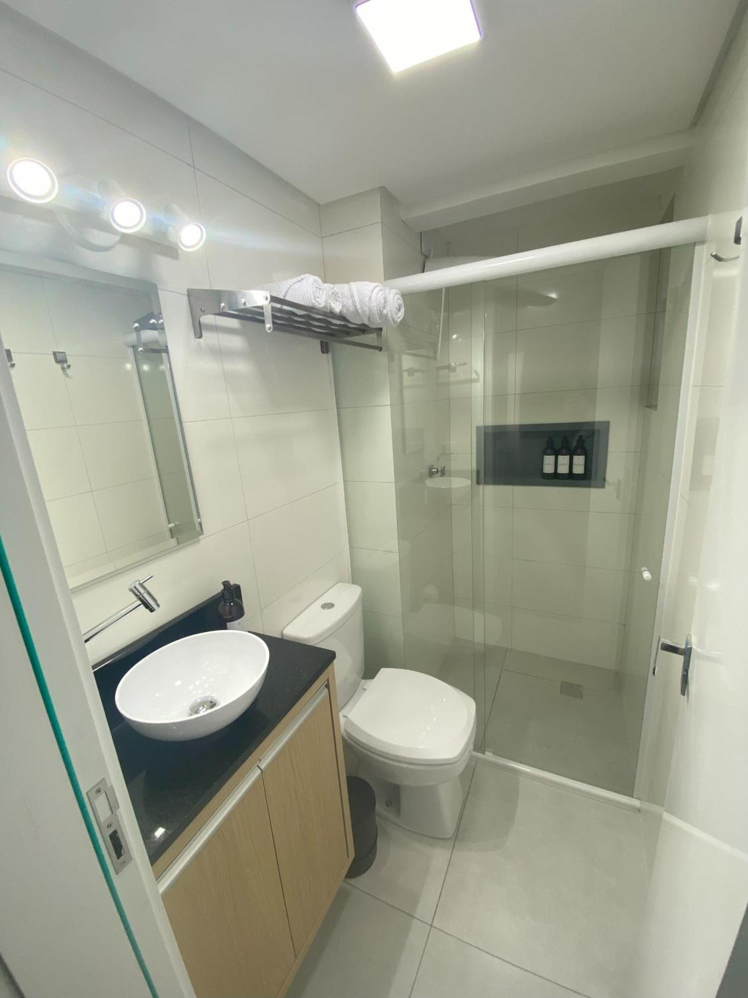 Apartment Inteiro Novo - 2 Quartos - Regiao Foz